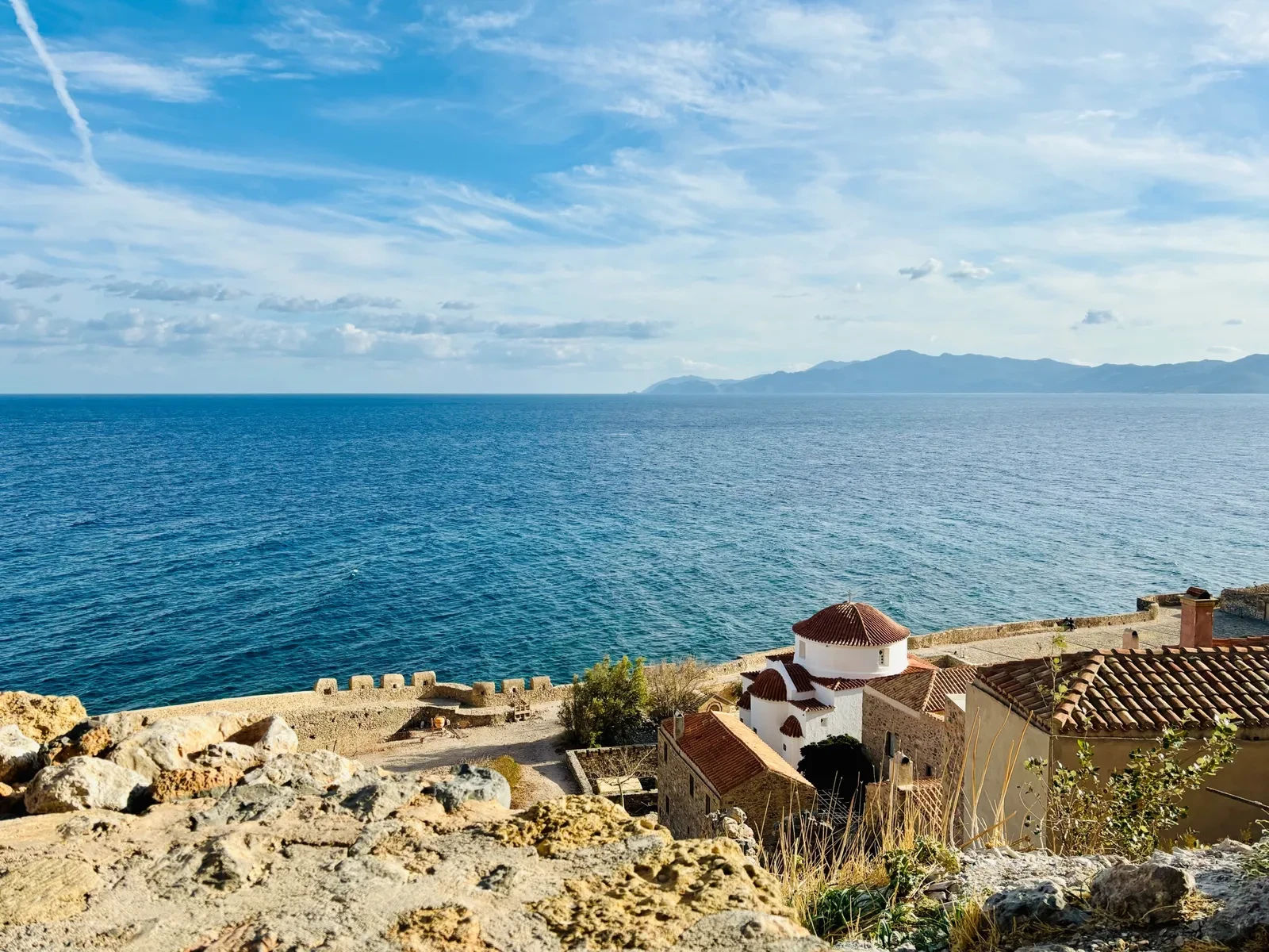 Mediterranean Wine Tasting Experience Program